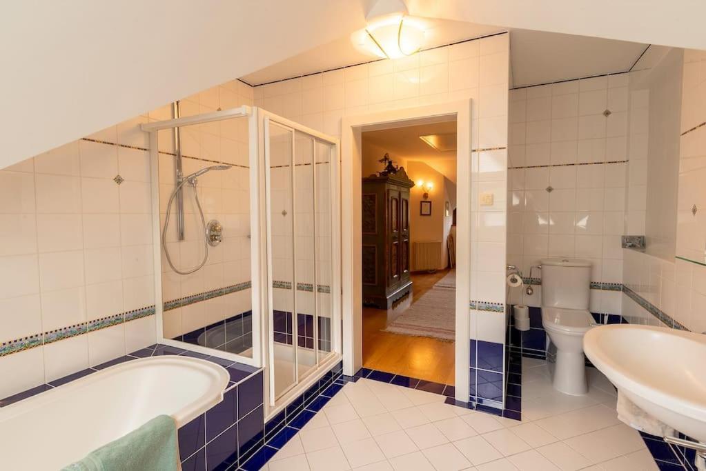 Luxus Alpenparadies Nahe Salzburg Sauna & Whirlpool Adnet Exteriör bild